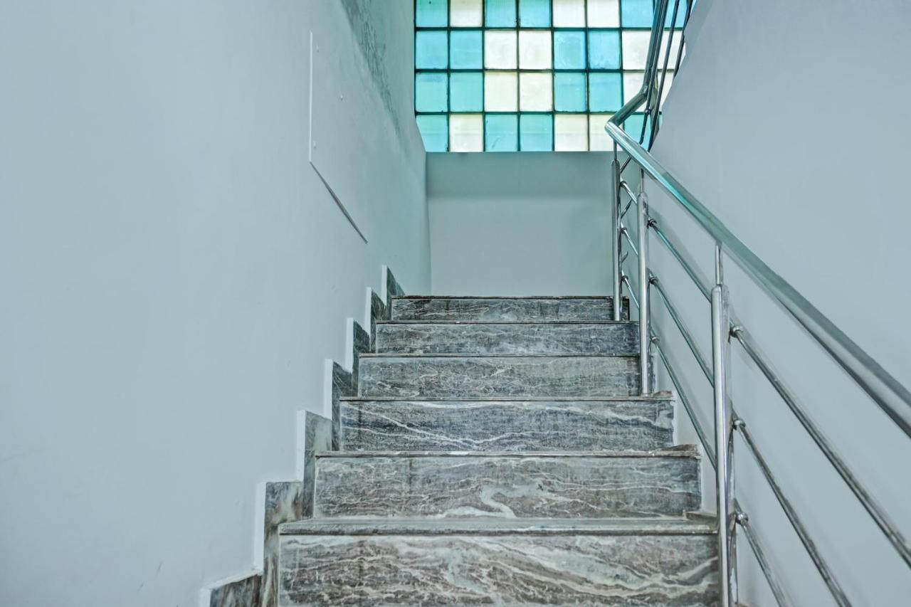 Oyo 7498 Hotel Aparajita Βαρανάσι Εξωτερικό φωτογραφία