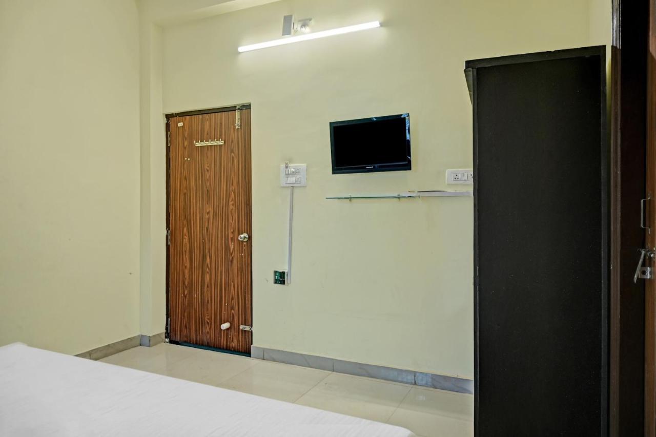 Oyo 7498 Hotel Aparajita Βαρανάσι Εξωτερικό φωτογραφία